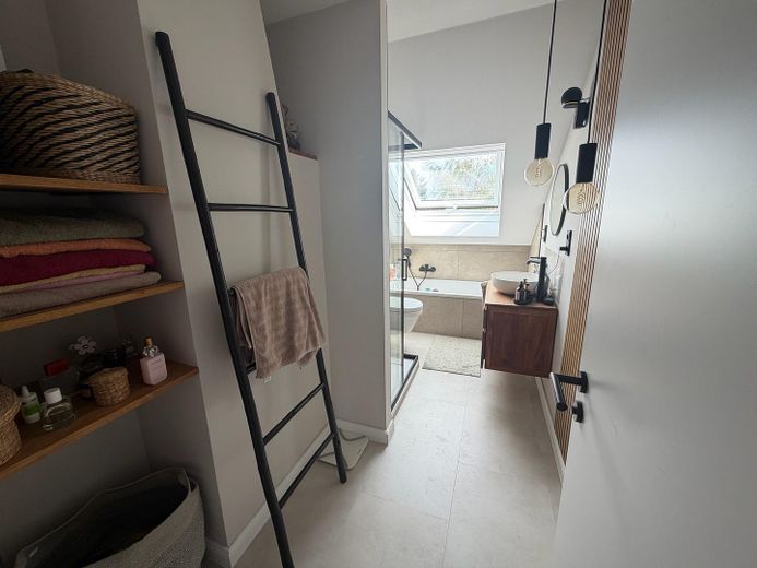 84 m² Traumwohnung mit großer Dachterrasse, Klimatisierung & 4-m-Garage in Löttringhausen – Foto 12