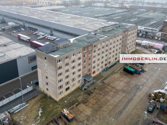 IMMOBERLIN.DE - Bürogebäude auf Gewerbegrundstück für diverse Nutzungen mit Baupotential – Foto 1
