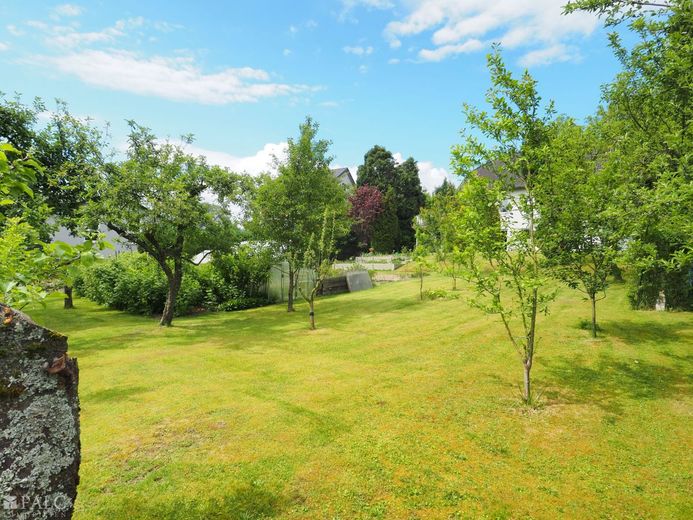 Großzügiges Anwesen im Kurort Bad Bodendorf – Garten
