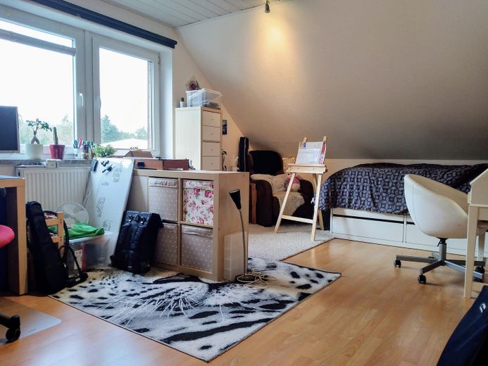 Zimmer 1 OG