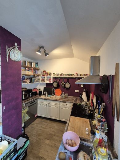 Casa para 2 familias en una zona tranquila – Foto 22