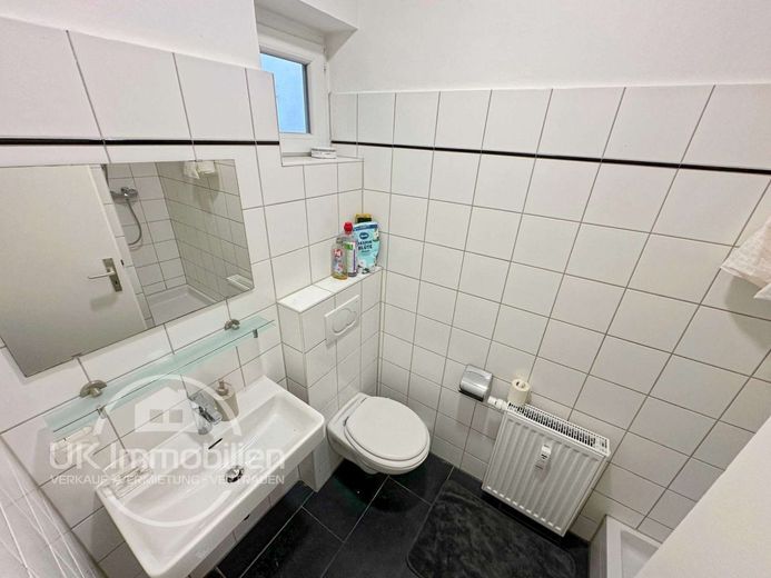 NUR für Single-Pendler-WE-Heimfahrer! Kompaktes Wohnen zw. Uni-Campus u. ZEIL – Duschbad