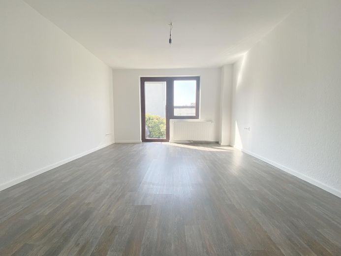 Modernisierte & vermietete 3-Zimmer-Wohnung – Attraktive Kapitalanlage mit sofortigen Mieteinnahmen – Wohnzimmer