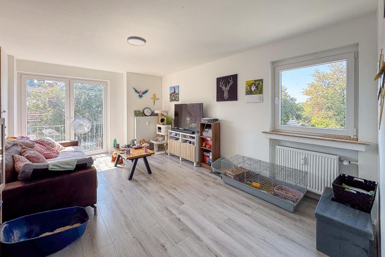 3 Zimmer - ideale Aufteilung - frisch renoviert - Witten Annen – Wohnzimmer