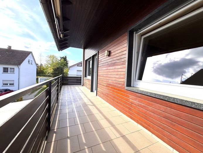 Diamante grezzo: appartamento di 4 locali con balcone – Balkon