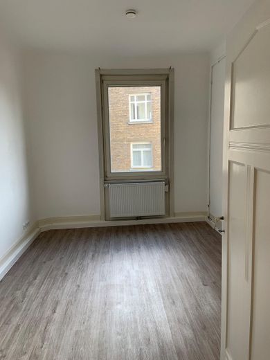 Maklerfrei: Altbau-Wohnung mit Charme in begehrter Lage! – Kinderzimmer