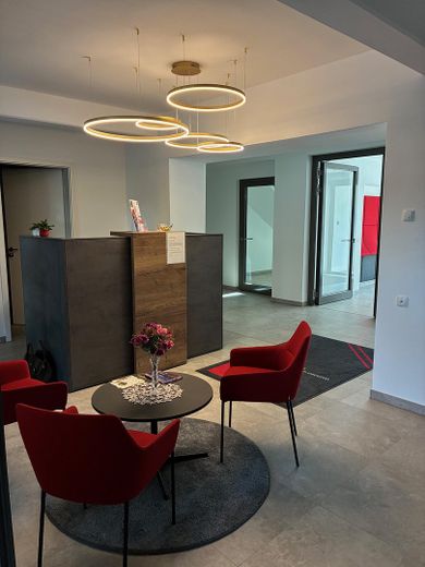 Praxis- oder Gewerbeimmobilie 93,2m² in Buckau – frisch-sanierter Erstbezug – Empfang Budenbergstift