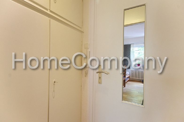Helle und schön möblierte Wohnung in Citynähe mit Internetzugang, Laufweite zum Bergmannsheil- Krankenhaus – 70201354d3c41e5d6d41bd595b07ee9ccb41aca7.jpg