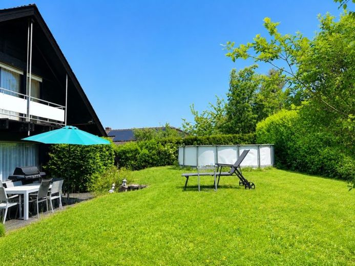 piduch* Großzügiges Einfamilienhaus mit Einliegerwohnung, Garten und Doppelgarage in Bestlage – फोटो 1