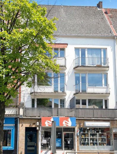 Top Anlage !  Moderne 1-Zi.Wohnung in zentraler Lage von Wandsbek – Aussenansicht