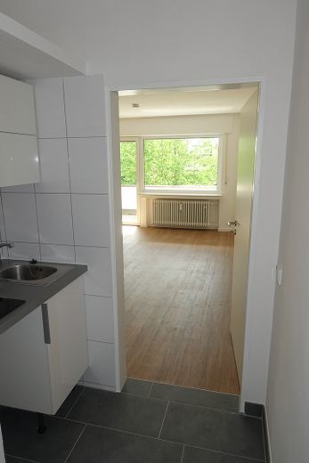 PB Stadtheide: Світла квартира 34 м² з балконом, енергетичний стандарт новобудови – Flur