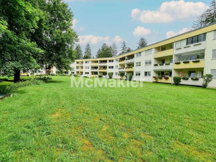 Schöne 3 Zimmer Wohnung in ruhiger Sackgassenlage inklusive Tiefgaragenplatz – फोटो 1