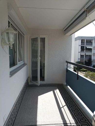 Affascinante appartamento di 3,5 locali in complesso residenziale adatto alle famiglie – Foto 14