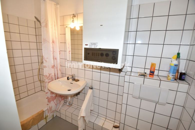TOPLAGE***schicke Altbauwohnung im Herzen von Aachen***TOPLAGE – Duschbad