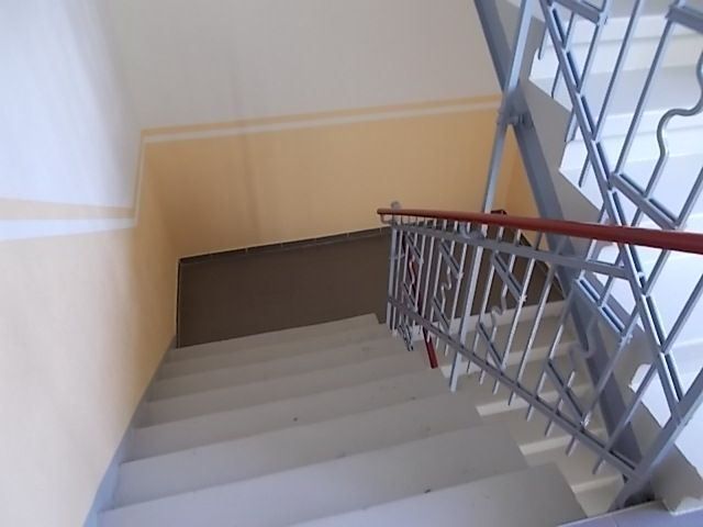 Große DG 2-Zimmer mit Balkon, Laminat, 2x Abstellraum und Wanne in idyllischer Lage! – DSCN2008