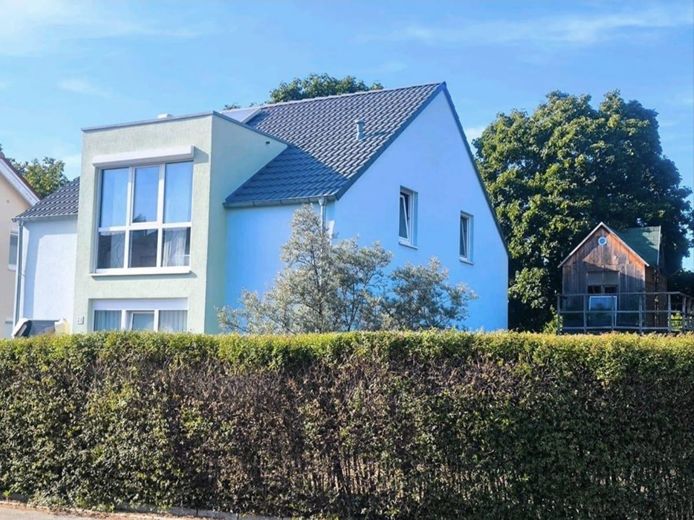 A+ Freistehendes Einfamilienhaus in Ortsrandlage – Foto 1