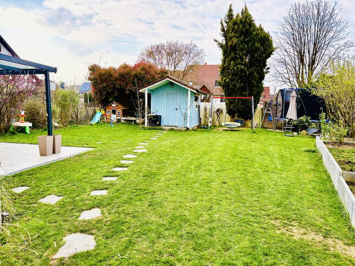 Semi-detached house in Eschbach – Photo 2