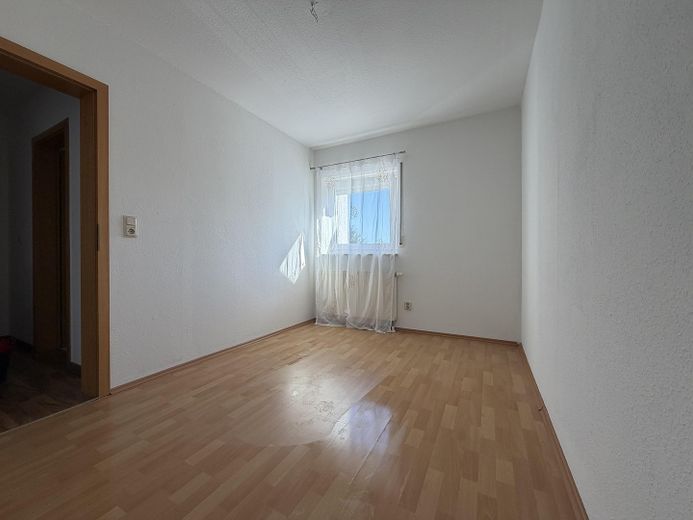 Eisenach ile Bad Salzungen arasında üst katta şık 3 odalı daire – Kinderzimmer