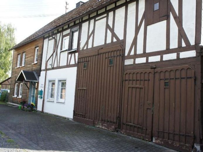 **RENOVIERTES FACHERKHAUS MIT GROSSE SCHEUNE - BEI HACHENBURG**** – फोटो 1