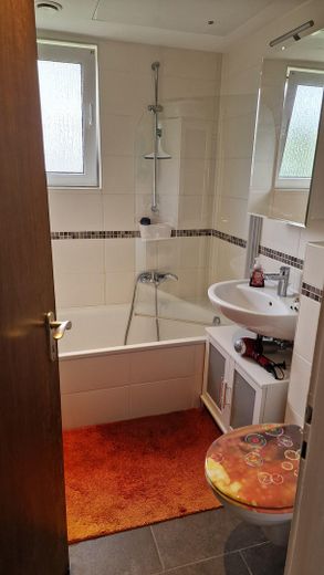 Gemütliche, helle Wohnung in zentraler Lage – Foto 13