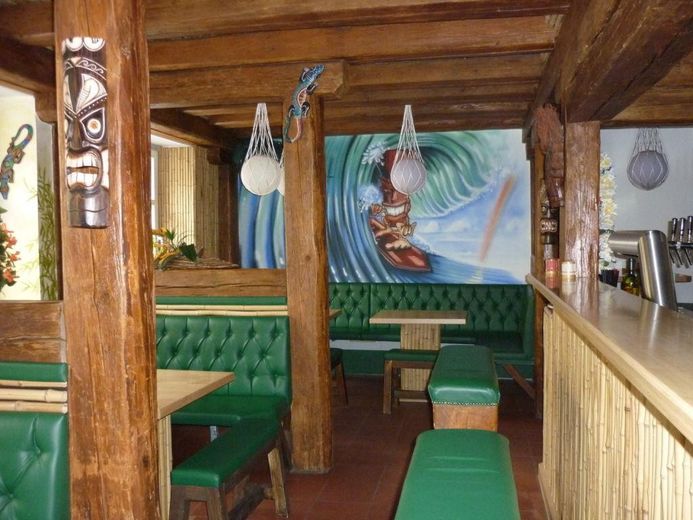Gastronomie / Cocktailbar zu Verpachten – Gastraum