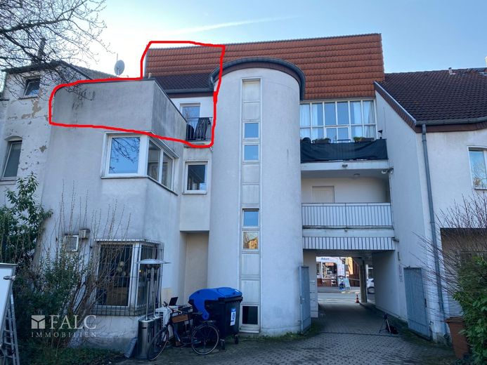 Dachgeschoss mit großer Terrasse – Rückansicht