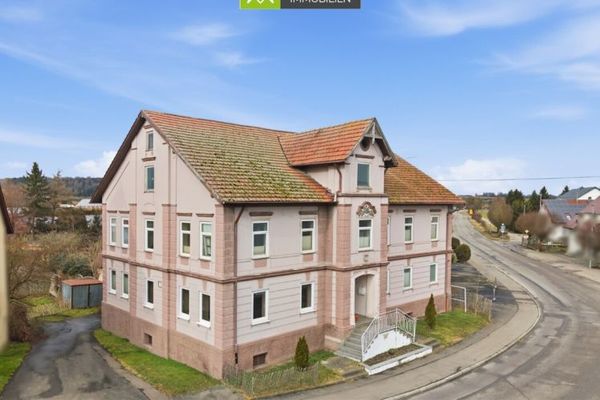 360° | Molto spazio per le idee: Ampia proprietà per artigiani e investitori a Mengen