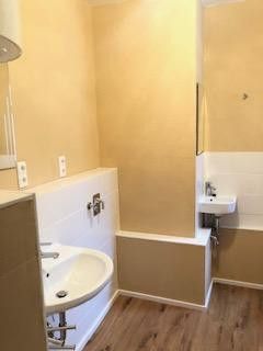 Badezimmer/2 Waschbecken