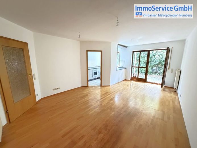 Ruhig gelegene 3-Zimmer-Eigentumswohnung mit Terrasse und Duplex-Stellplatz – फोटो 1