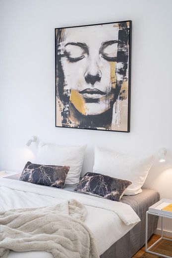 Architekten-Unikat in Neu-Anspach: Moderner Luxus & Erstbezug nach Sanierung – Elternschlafzimmer