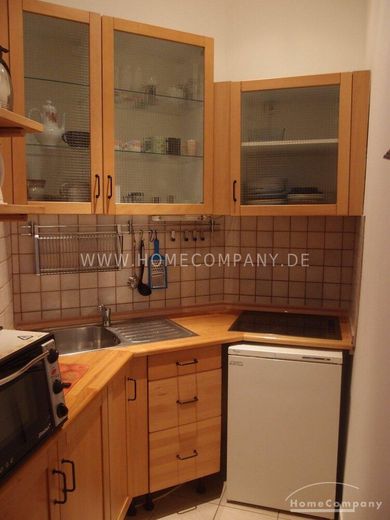 Furnished 2-room apartment, near Ku´Damm Berlin Wilmersdorf – c977e11c269f05b2089f2a8a85e661398c02b9cb.jpg