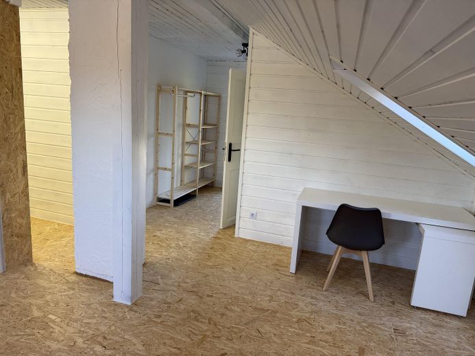 Gebäude 2: Schlafzimmer 2/4