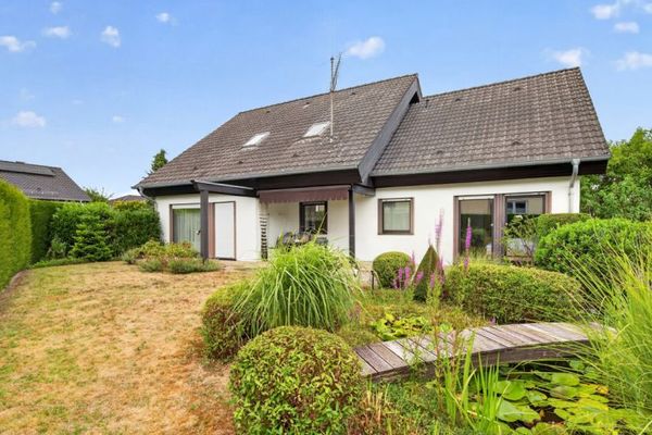 Wohnglück mit Gartenidylle und viel Platz zum Entfalten