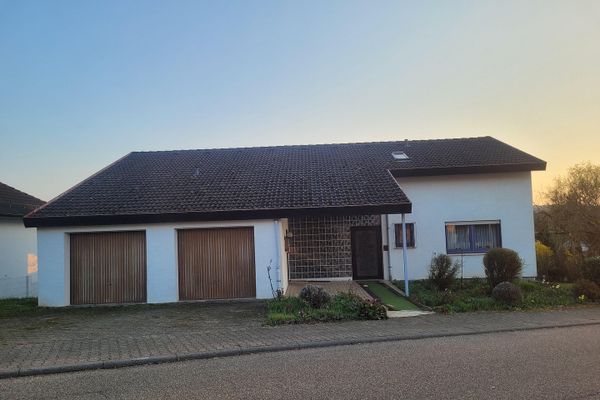 Spacieuse maison individuelle dans un quartier résidentiel privilégié de Bretten-Wanne