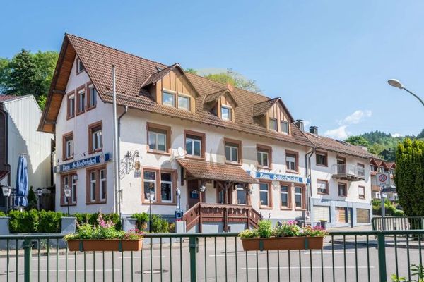 Investment with substance: residential & commercial property in Bühl-Neusatz