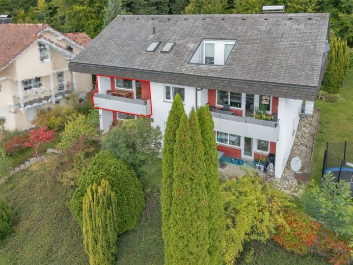 Ferienimmobilie oder Kapitalanlage! Modernisierte 1,5-Zimmer Wohnung mit tollem Süd-Balkon – फोटो 1