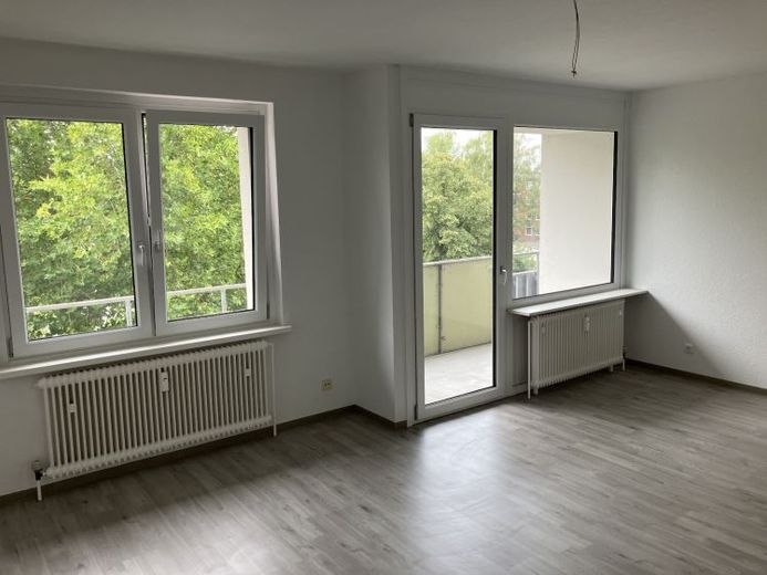 Schöne Wohnung mit Balkon – ideal für Paare & kleine Familien – Foto 1