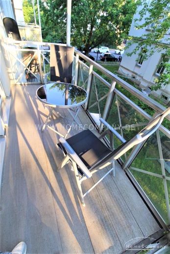Liebevoll gestaltetes 2-Zimmer Apartment Nähe Zentrum! Aufzug und Balkon vorhanden! – 69ec26f464cb6b249fbcfada54a1c08d50cb43d3.jpg