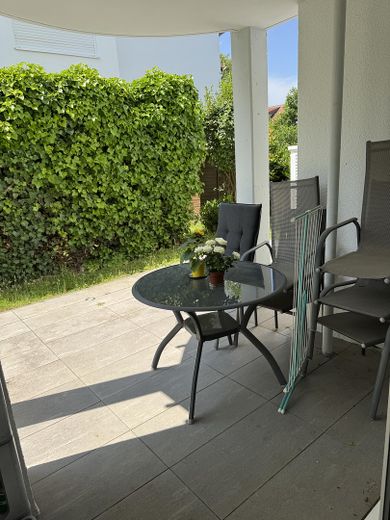 Ruhige und helle 3 Zi. Gartenwohnung mit 90 qm in Finthen – Terrasse
