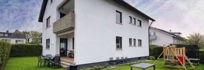 Neues Zweifamilienhaus mit großem Garten und viel Platz, Ausbau möglich Dachgeschoss!