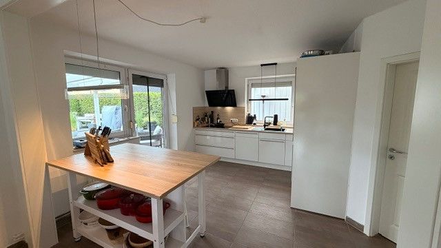 Einziehen & wohlfühlen: Modernisiertes Einfamilienhaus mit Wintergarten in Varel-Büppel – Foto 4