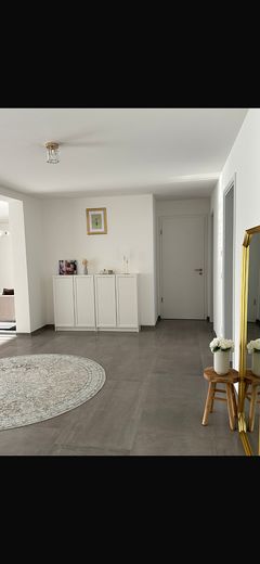 Nowoczesne 4-pokojowe mieszkanie na parterze w pobliżu Neuburg a.d. Donau – Zdjęcie 4