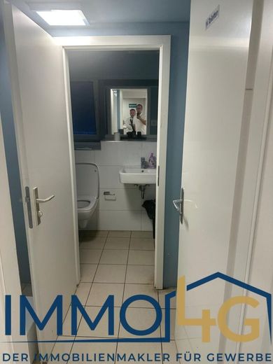 Lokal gastronomiczny pod klucz z 40 miejscami siedzącymi i pełną kuchnią w atrakcyjnej berlińskiej lokalizacji – WhatsApp Image 2026-06-25 at 12.08.43 (3)