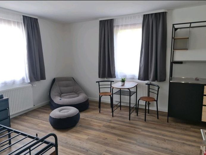ZIMMERvermietung / MonteurZIMMER (WG) – Zimmer 1