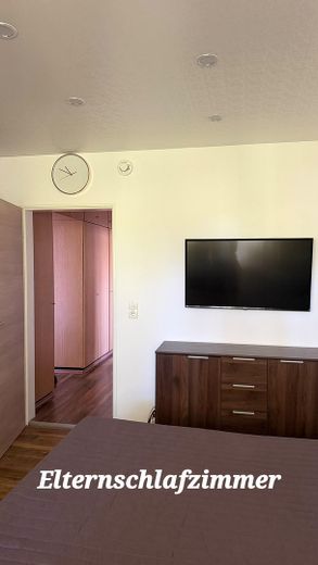 Moderne 4 Zimmer Wohnung mit neuer Einbauküche und Garage – Foto 18