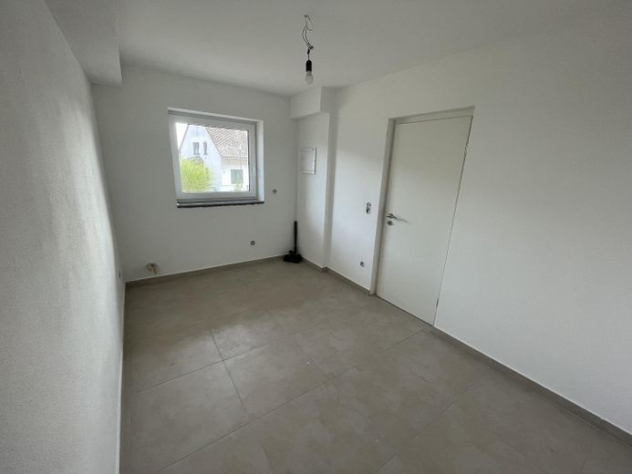Modernisiertes EFH + ELW | 195 m² | Waldrand | Luxemburg 20 Min | Provisionsfrei – Einliegerwohnung