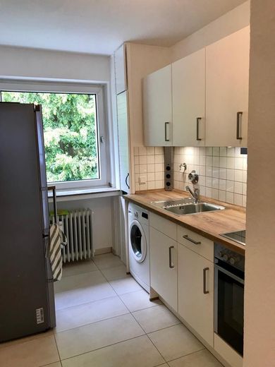Bello appartamento di 3 locali a Ratingen-Homberg – Küche 1