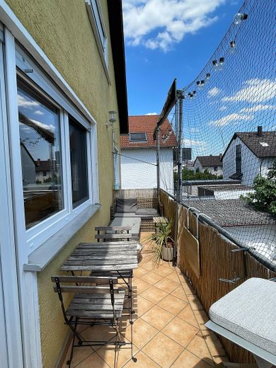 Modernes Zuhause mit Parkblick – 4-Zimmer-Wohnung mit großem Süd-Balkon & Garage – Balkon