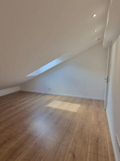 *** Zentrumsnahe, helle, moderne Wohnung zu vermieten *** – Foto 8