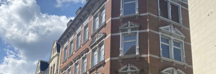 Wohn- und Geschäftshaus in 1A - Lage (Laden saniert und vermietet) zum Sanieren